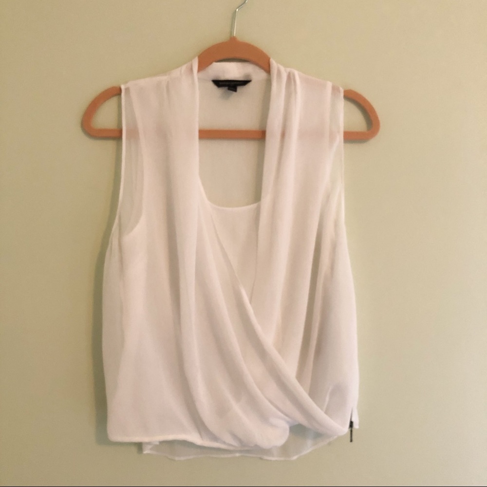 ✨NWOT Banana Republic White Blouse